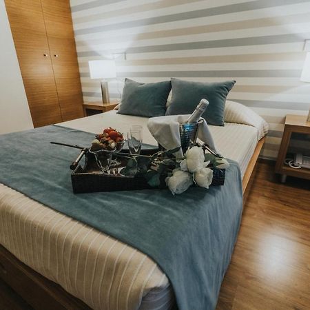 Hotel Nossa Senhora De Lurdes ฟาติมา ภายนอก รูปภาพ